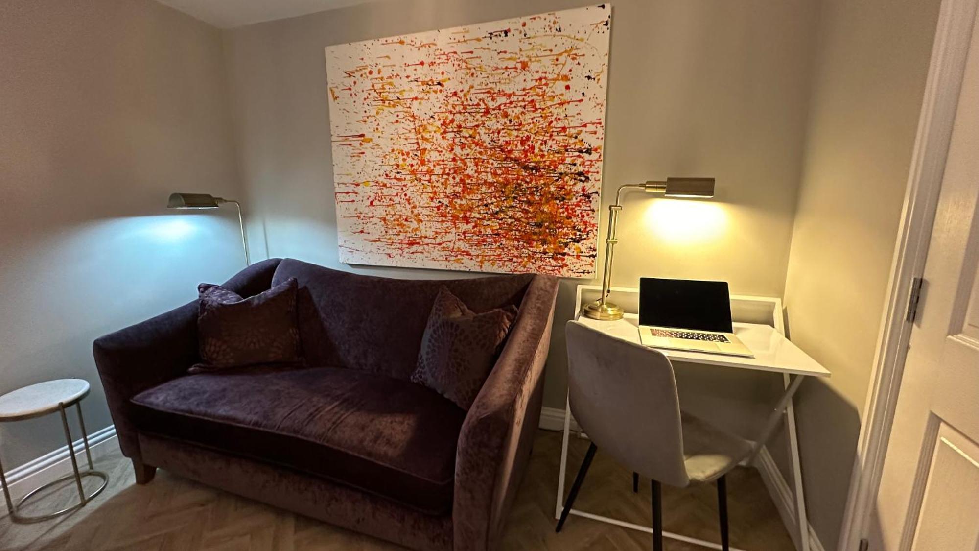 Harper Luxe Serviced Apartments Данстейбл Екстер'єр фото