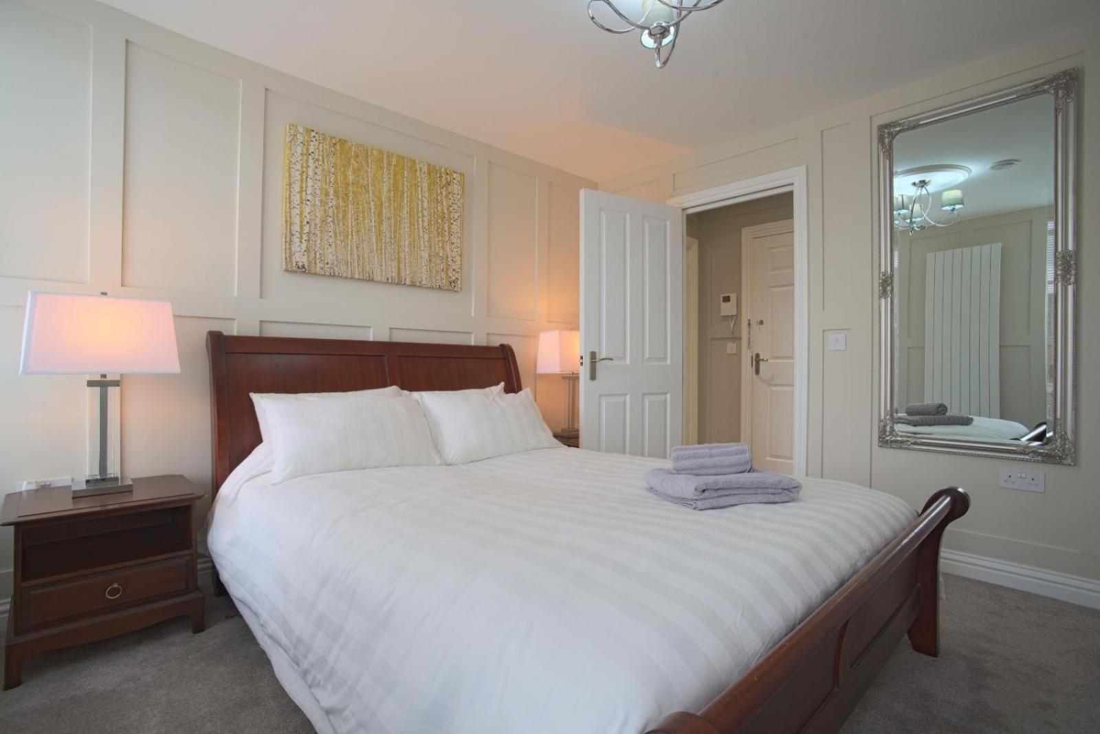 Harper Luxe Serviced Apartments Данстейбл Екстер'єр фото
